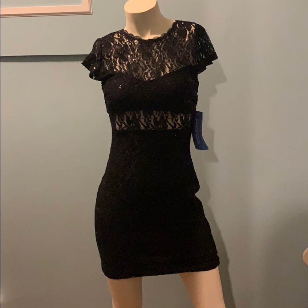 Fitted black dress